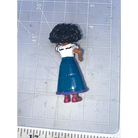 Encanto 3” Figures 4 Piece Lot Disney Toys JAKKS Antonio Isabella Marabel Louise - Picture 5 of 8